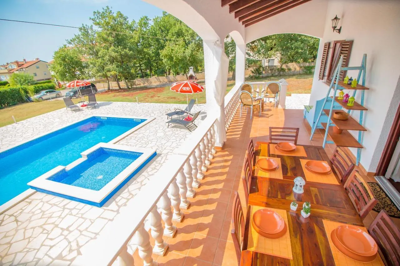Ferienhaus Villa Sabatti Kukci