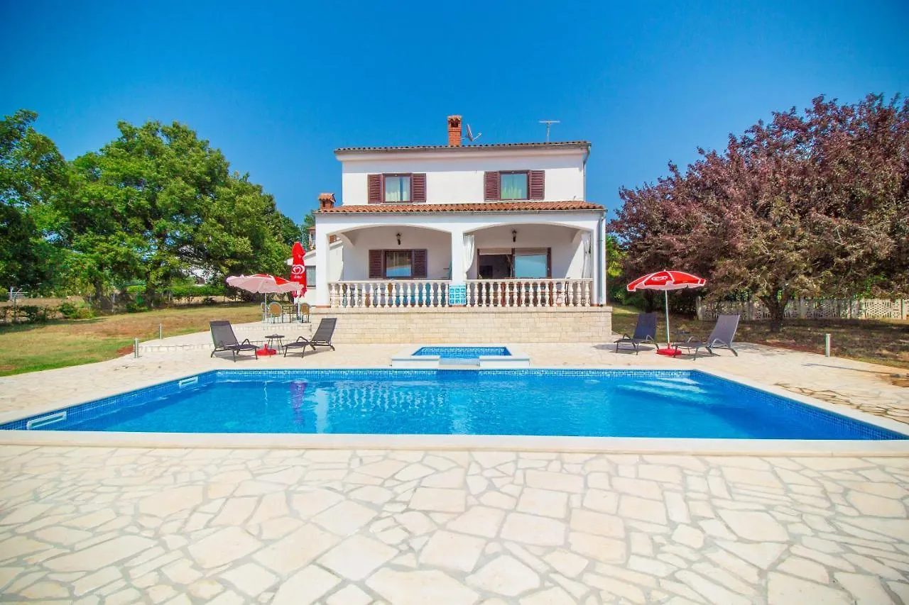 Villa Sabatti Kukci 0*,